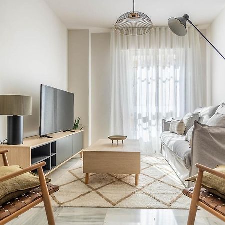 סביליה Amplisimo Apartamento De Diseno Nuevo En El Corazon De Triana, Parking Included מראה חיצוני תמונה