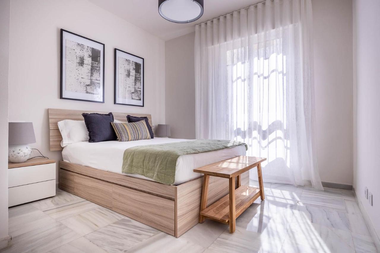 סביליה Amplisimo Apartamento De Diseno Nuevo En El Corazon De Triana, Parking Included מראה חיצוני תמונה