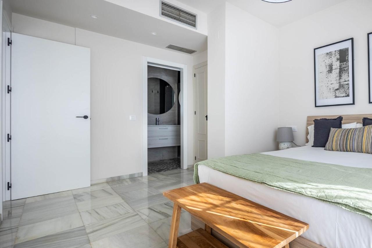 סביליה Amplisimo Apartamento De Diseno Nuevo En El Corazon De Triana, Parking Included מראה חיצוני תמונה