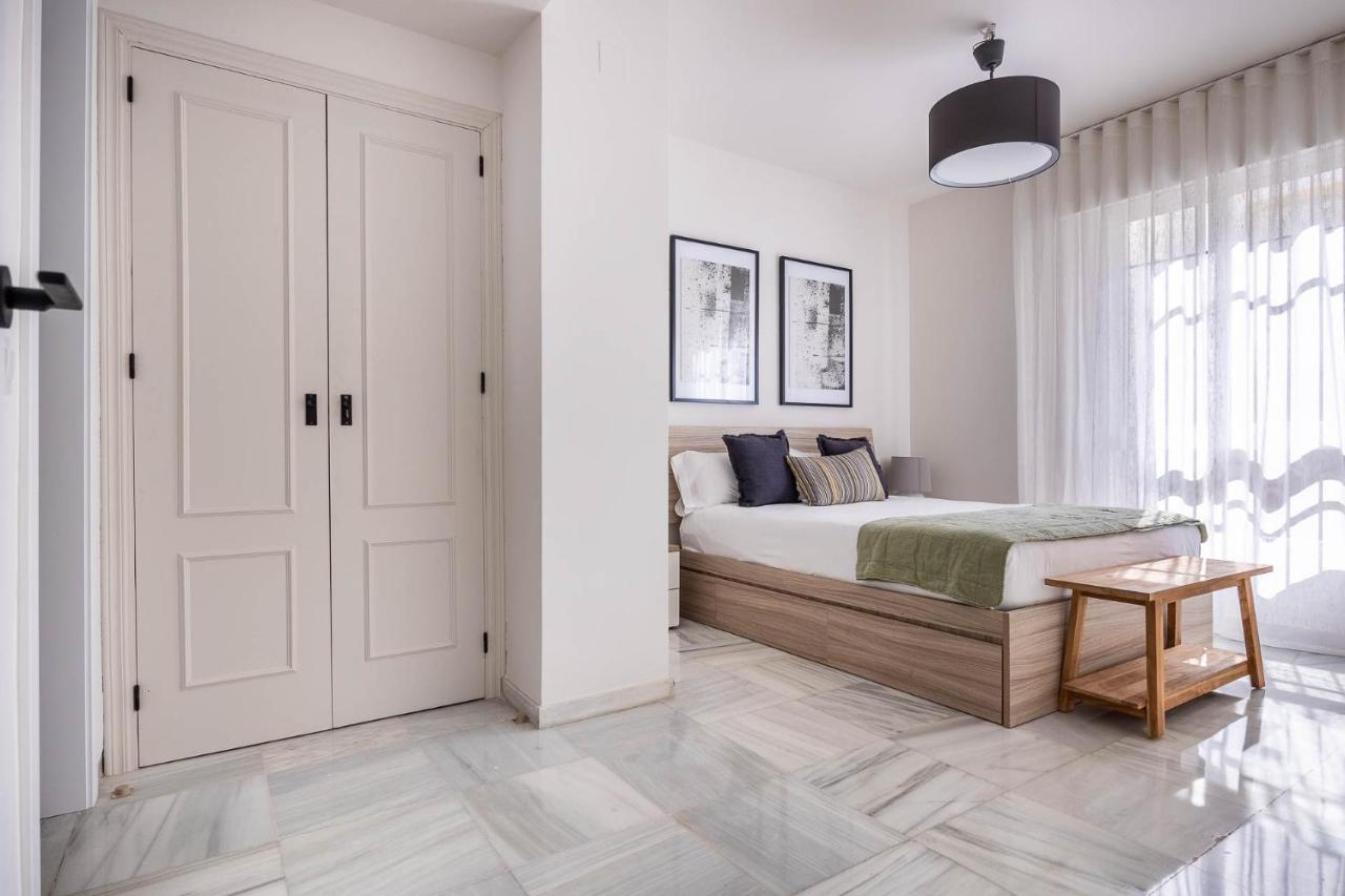 סביליה Amplisimo Apartamento De Diseno Nuevo En El Corazon De Triana, Parking Included מראה חיצוני תמונה