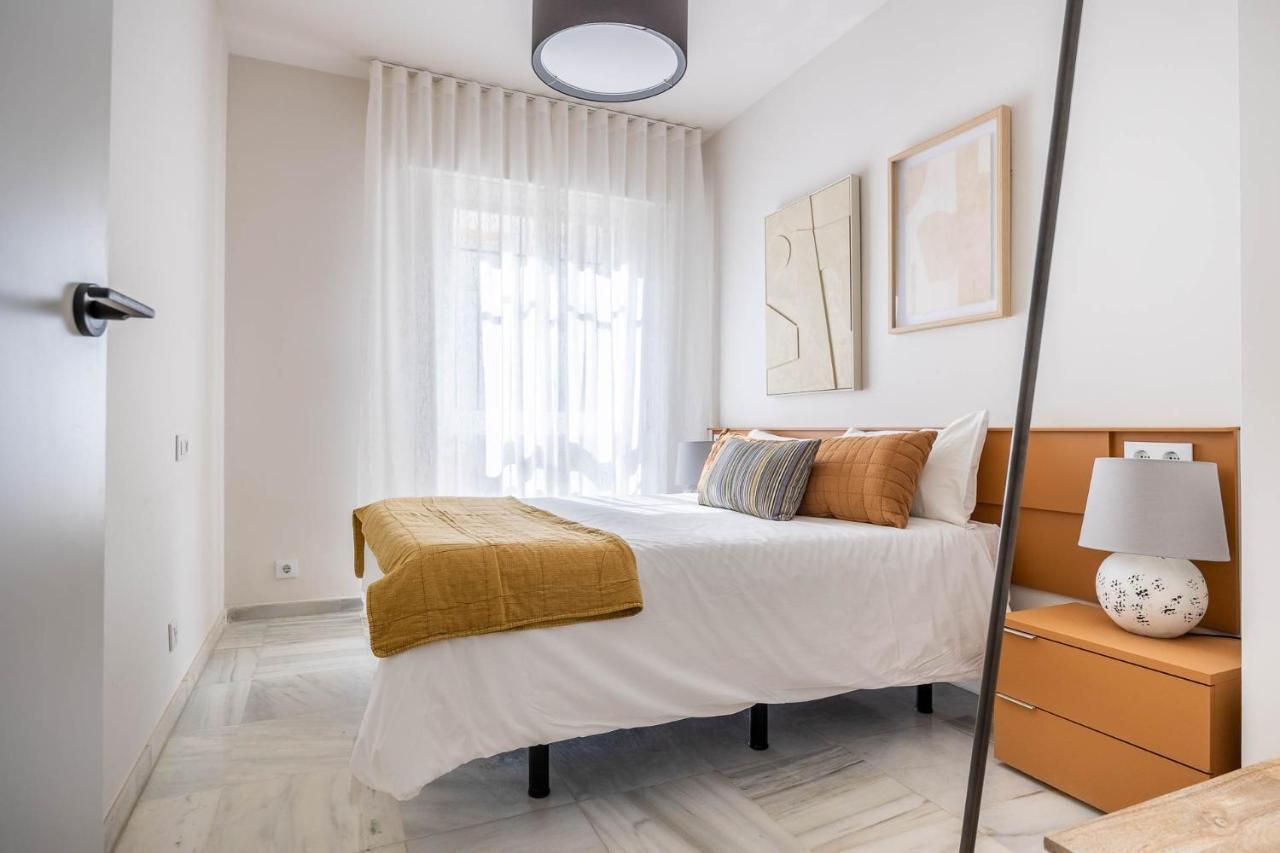 סביליה Amplisimo Apartamento De Diseno Nuevo En El Corazon De Triana, Parking Included מראה חיצוני תמונה