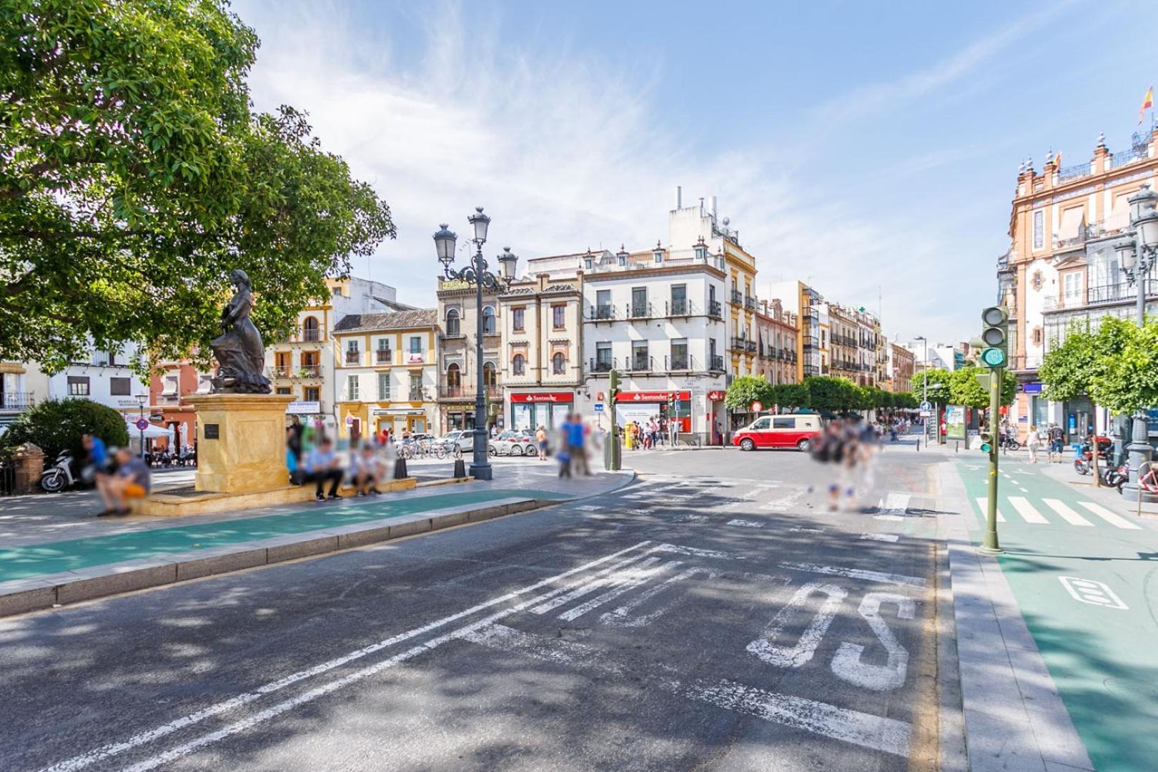 סביליה Amplisimo Apartamento De Diseno Nuevo En El Corazon De Triana, Parking Included מראה חיצוני תמונה
